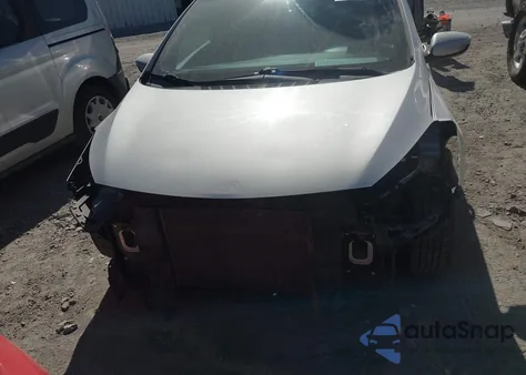 2016 Kia Forte Lx z USA, uszkodzony, nr VIN KNAFK4A61G5466903